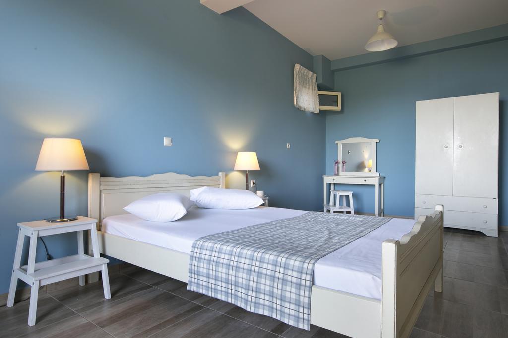 Irilena Studios And Apartments Lassi  Room photo
